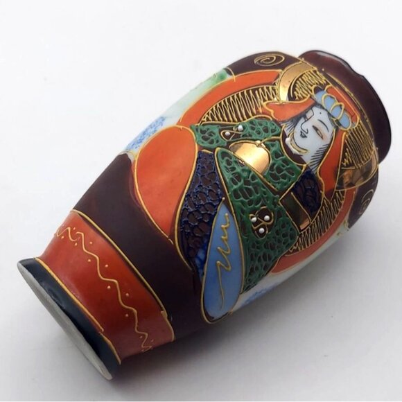 Vintage Japanese Satsuma Miniature Porcelain Hand Painted Vase Wise Men Set of 3 - Picture 9 of 15